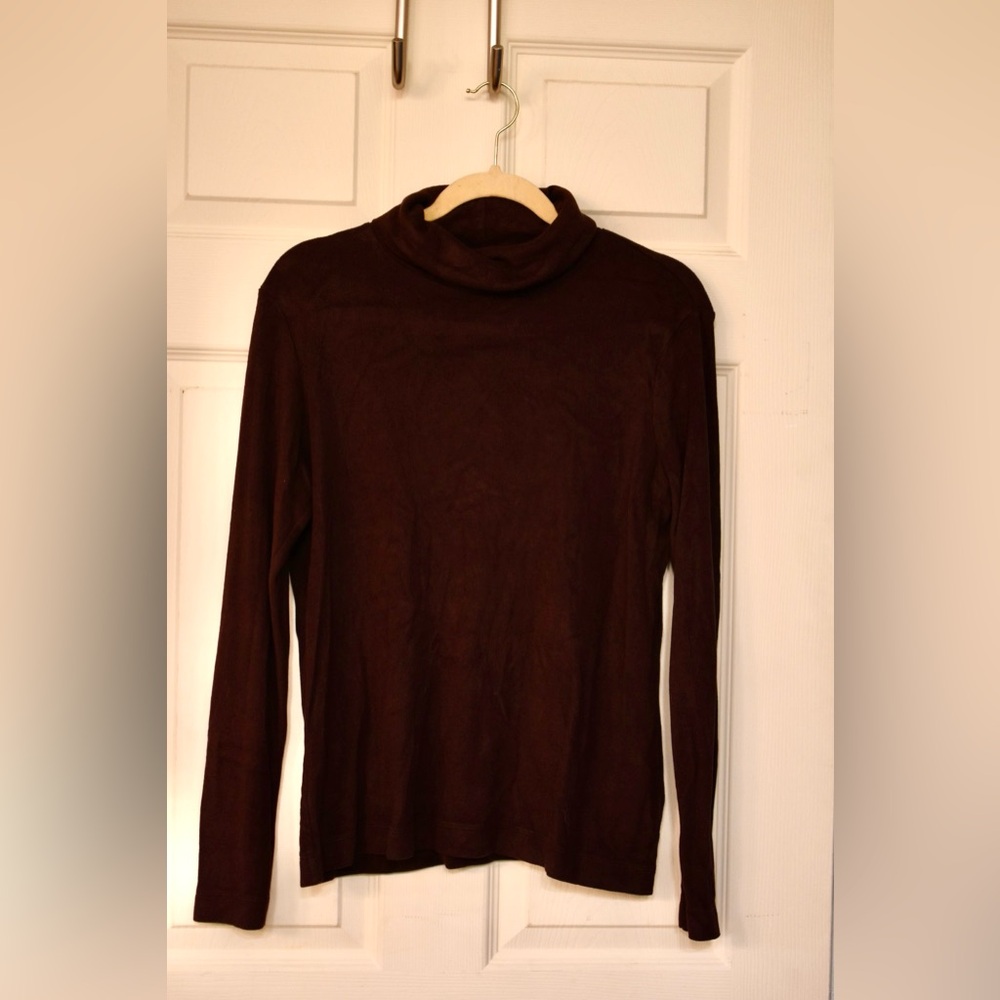 Uniqlo Long Sleeve Heattech turtlekneck